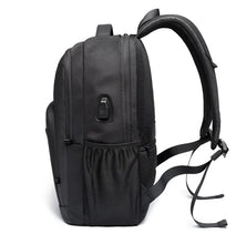 Cargar imagen en el visor de la galería, Mochila para ordenador portátil, viajes o deporte unisex con Puerto USB.
